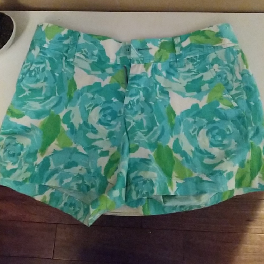 Lily Pulitzer short